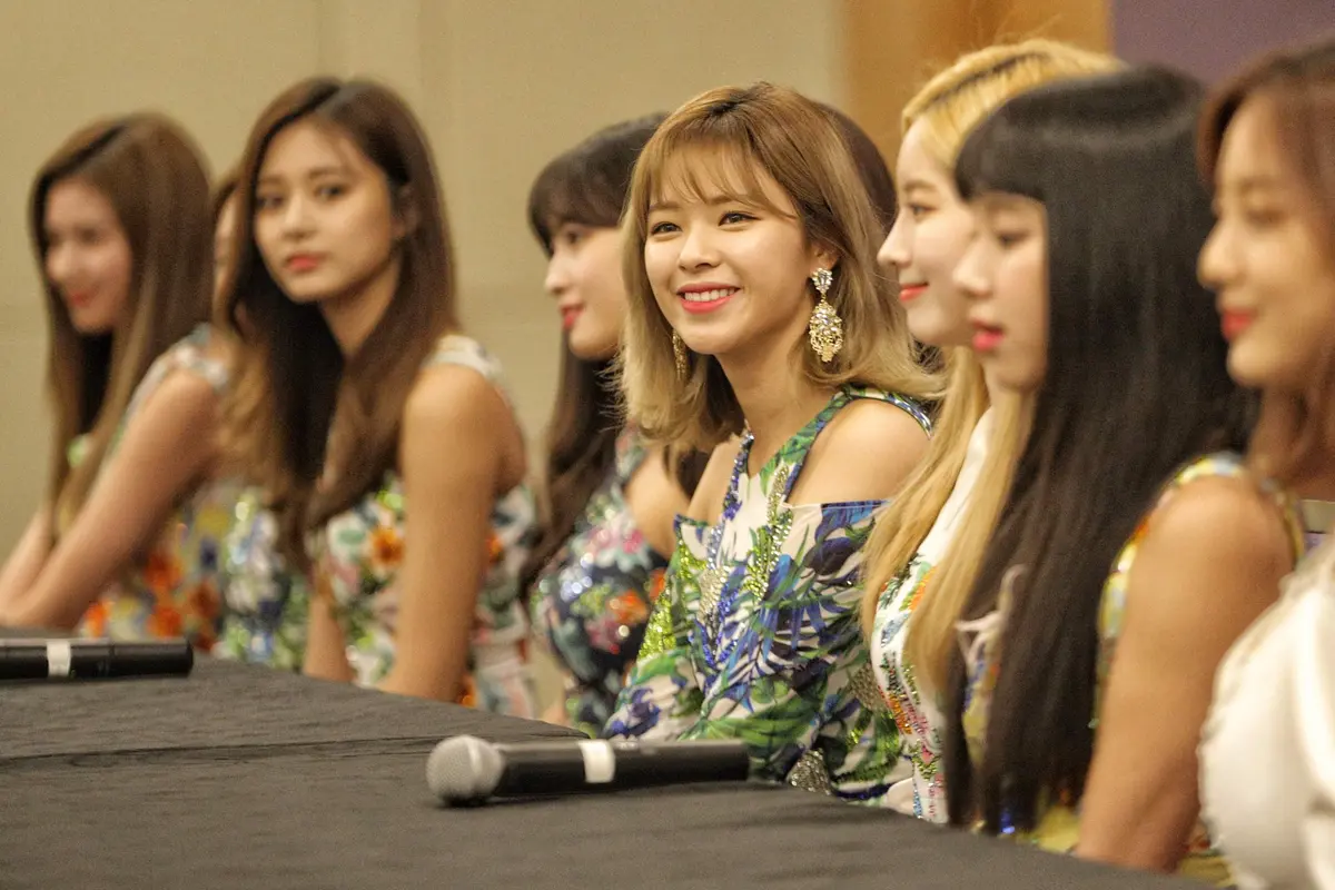FOTO: Duh, Cantiknya Personel TWICE yang Bakal Manggung di Jakarta