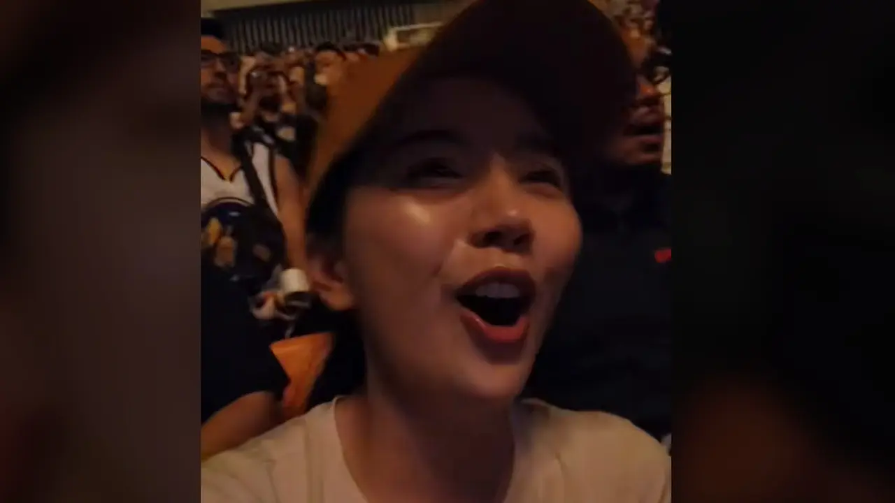 Agnes Jennifer Seru-seruan Nonton Konser Adam Levine di Tengah Isu Perselingkuhan Suaminya