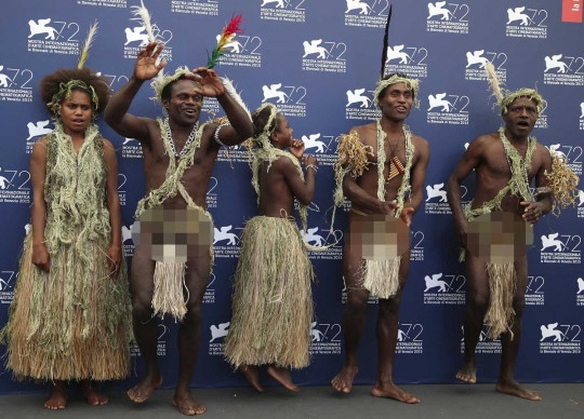 Gerombolan 'warga pedalaman' hadiri Venice Film Festival