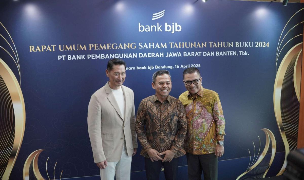 Gubernur Jawa Barat Dedi Mulyadi rombak total pejabat Bank BJB