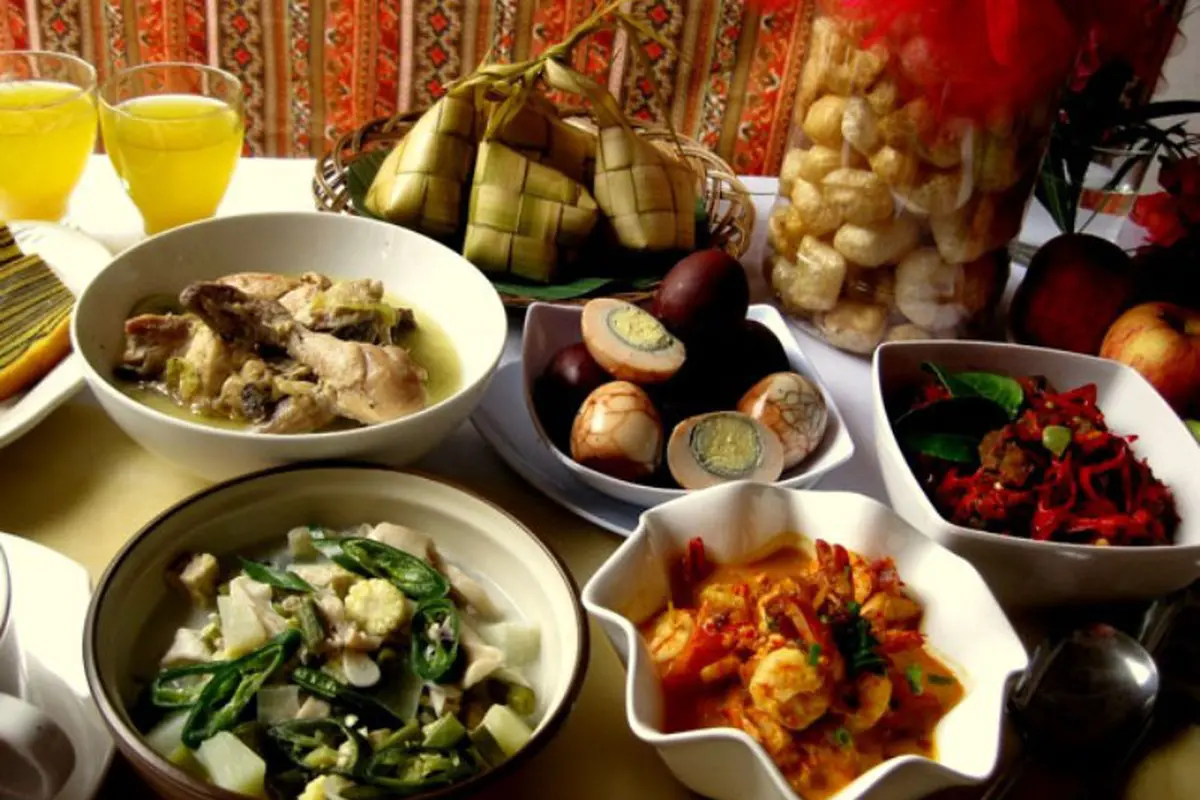 [QUIZ] Makanan Lebaran Apakah Kamu?