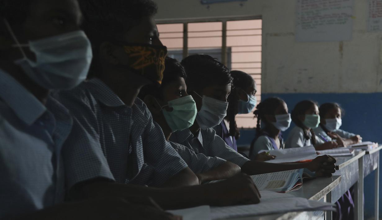 Foto Lucunya Masker Ala Siswa India Untuk Cegah Corona Global