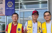 Aksi Bagi-Bagi Seribu Nasi Kotak Lions Club di Tengah Isu Kelangkaan Beras