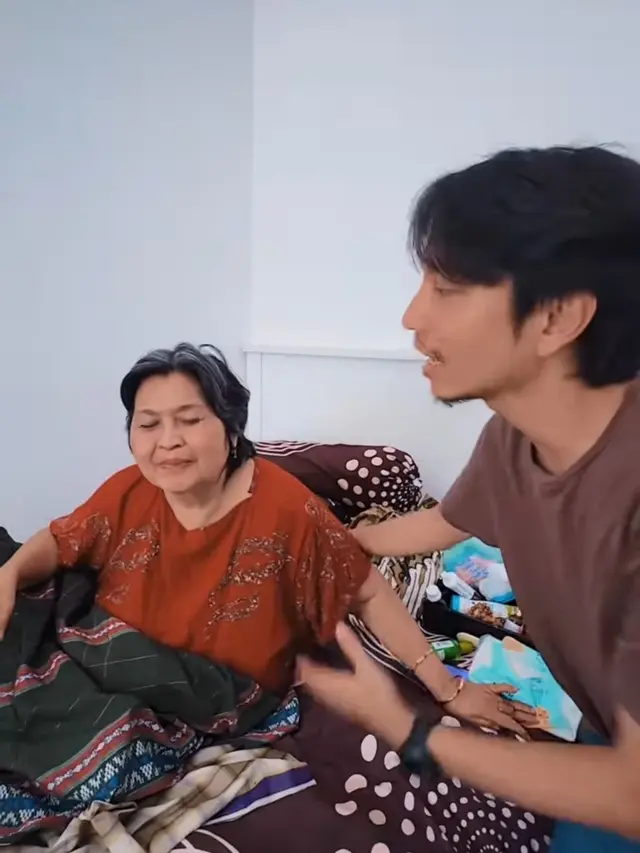 Fiersa Besari dan Ibu