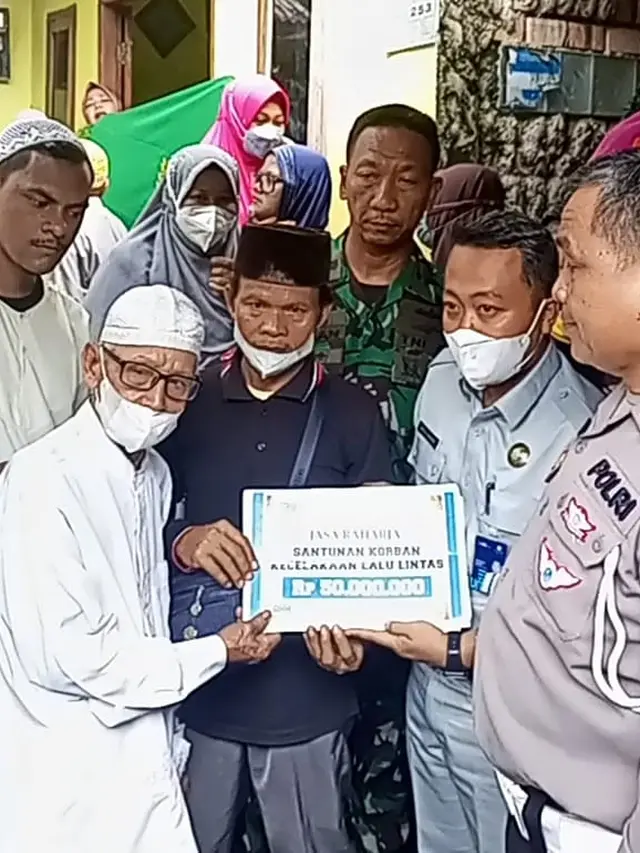 Ratusan Ojol Palembang Iringi Pemakaman Korban Tabrakan Pajero 'Terbang'