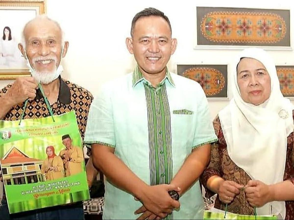 Seimbang Antara Berkarir dan Berkeluarga<br>