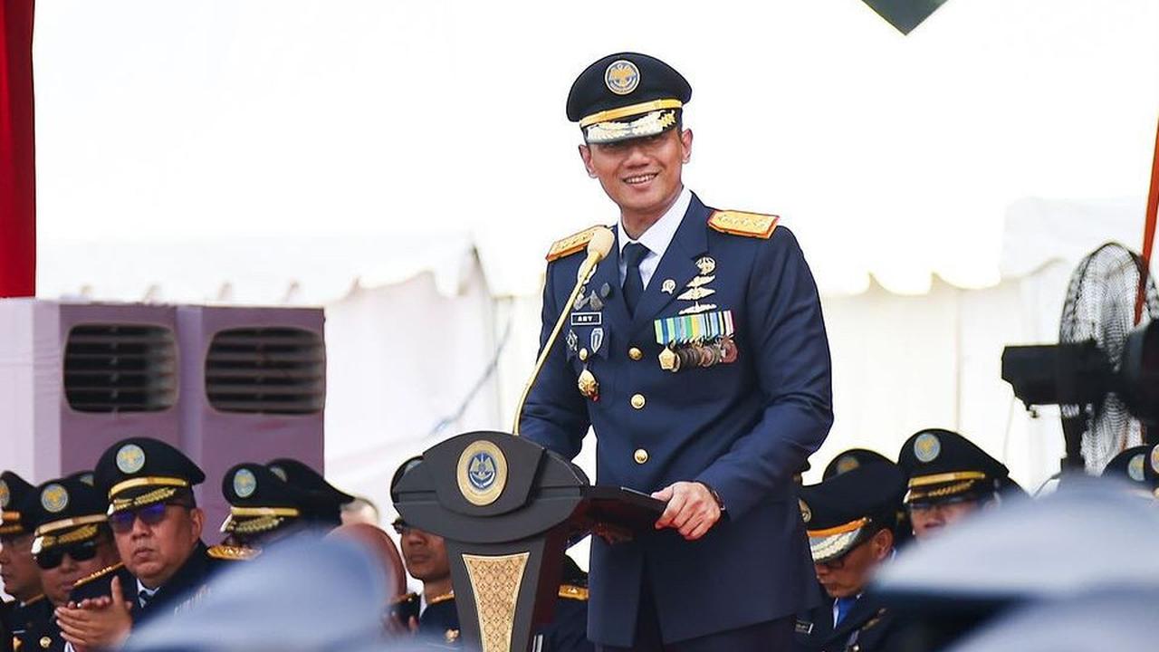 Menteri AHY Antre di Kantin Kantor Beli Makan Siang, Menu yang Dipilih jadi Sorotan