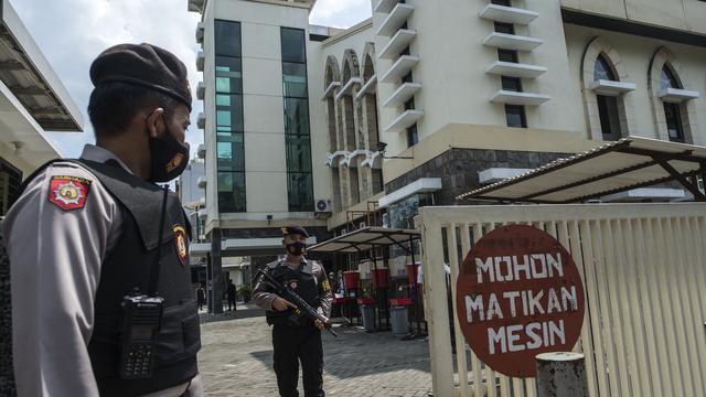 Jelang Perayaan Paskah, Penjagaan Gereja di Surabaya Diperketat