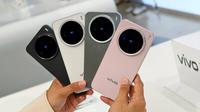 Vivo X200 Pro Mini yang baru saja diperkenalkan di Beijing, China. (Liputan6.com/Yoga Nugraha)