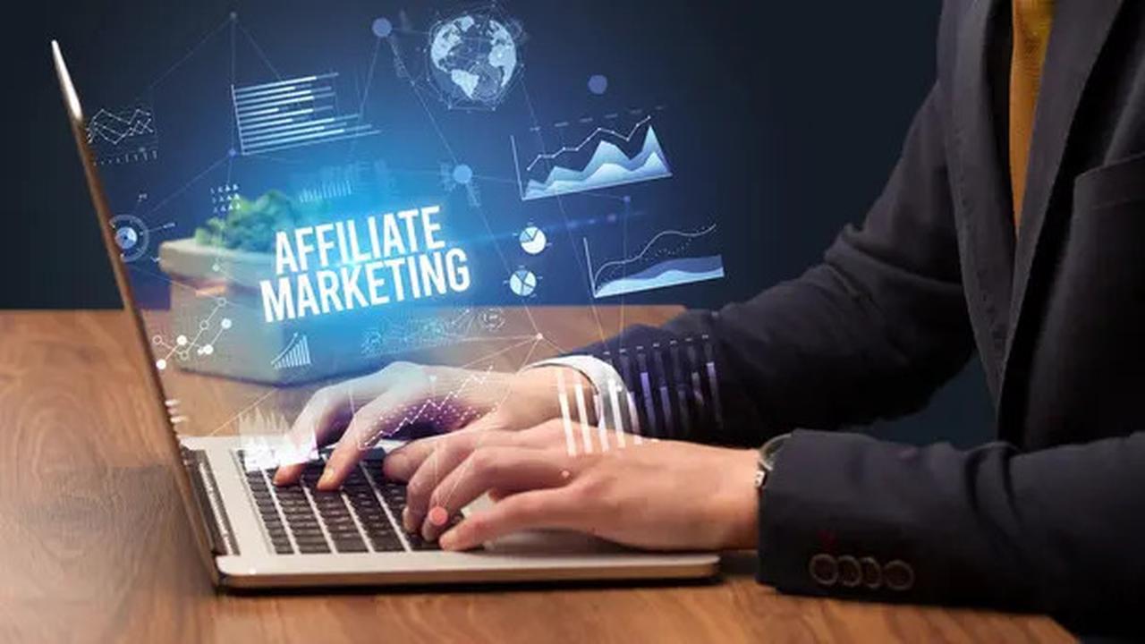 15 Trik Cari Uang di Internet yang Efektif untuk Pemula, Pilih yang Cocok dengan Minatmu
