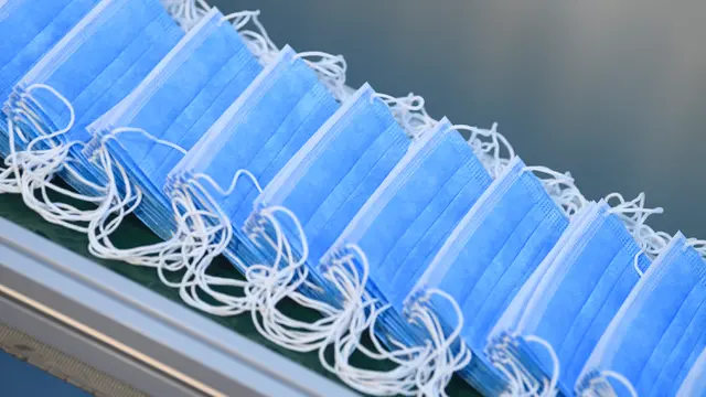 Produksi Masker Medis