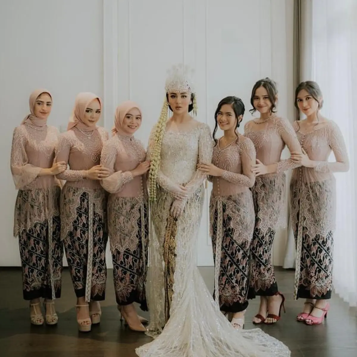 Contoh baju bridesmaid hijab outlet
