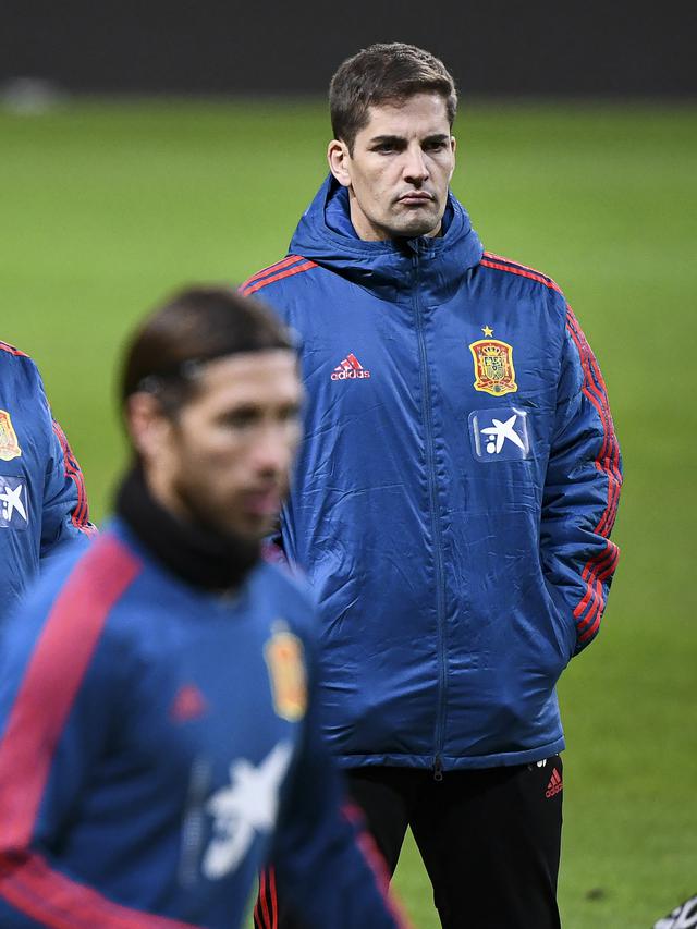 Lihat Para Pemain Spanyol  Latihan Jelang Hadapi Swedia