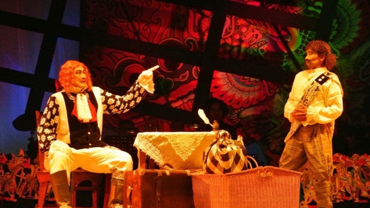 Menyaksikan kehidupan kota korup di panggung Teater Koma