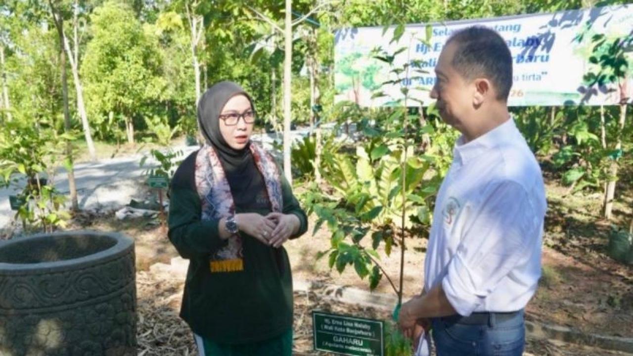 Perkuat Gerakan Kartini Hebat, Pemkot Banjarbaru Gencarkan Penanaman Pohon Gaharu
