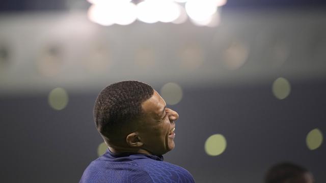 Senyum dan Tawa Pemain Prancis di Sesi Latihan Jelang Final Piala Dunia 2022