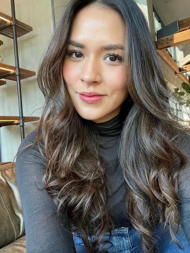 8 Inspirasi Warna Rambut untuk Kulit Kuning Langsat ala Seleb, Nikita Willy-Jisoo BLACKPINK