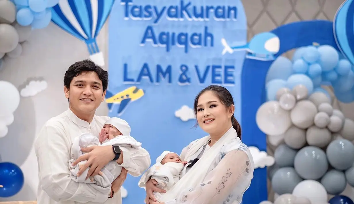 "Kan Masayu lagi sakit juga habis caesar, yang bikin pusing ya itu, ngurusin antara bayi sama ibunya," ujar Qausar Harta. Pasangan ini terus belajar memahami saat sang buah hati nangis. [Instagram/masayuclara]