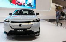 FOTO: Tampilan Elegan e:N1, Mobil Listrik Pertama Honda di GIIAS 2024