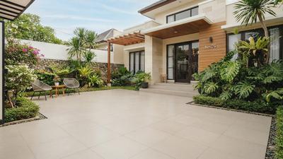 Pilihan Warna Ubin agar Halaman Depan Rumah Terlihat Lebih Luas, Ada Krem hingga Taupe Muda