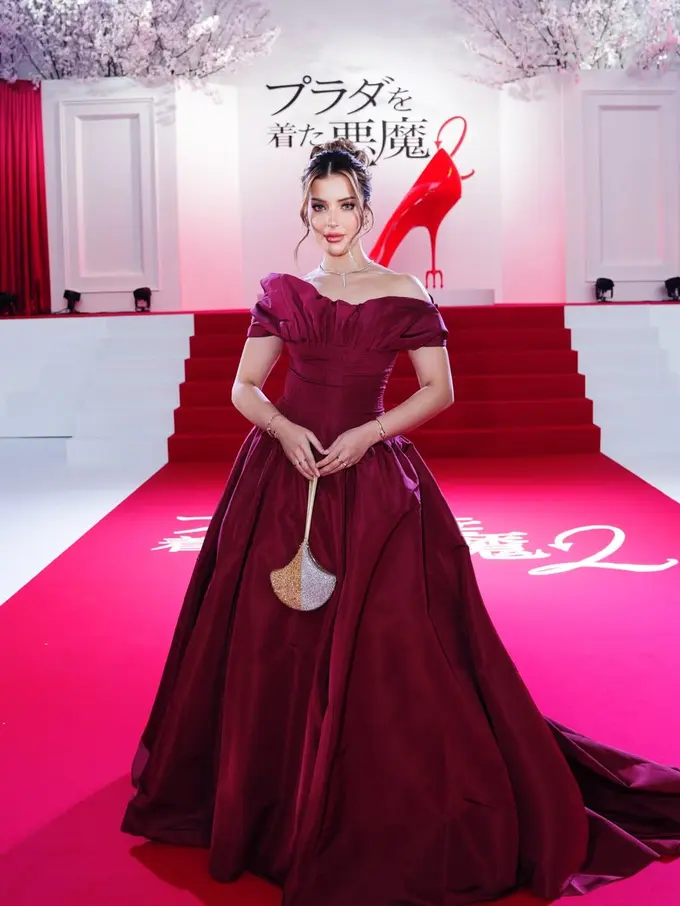 Tasya Farasya Jadi Lady in Red Saat Hadiri Press Tour The Devil Wears Prada 2 di Tokyo, Bertemu Langsung Meryl dan Anne Hathaway