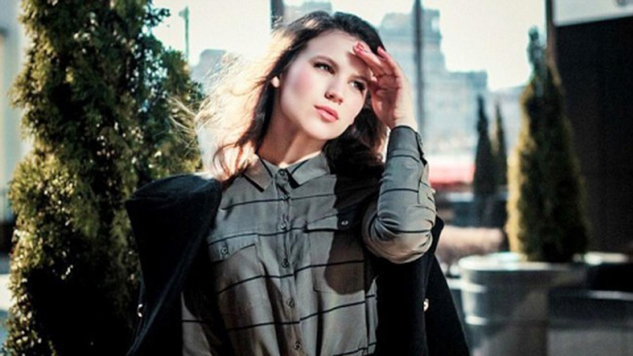 Ajaib, Gadis Cantik Selamat Jatuh dari Ketinggian 180 Kaki