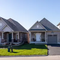 ilustrasi properti (Unsplash/Dillon Kydd)