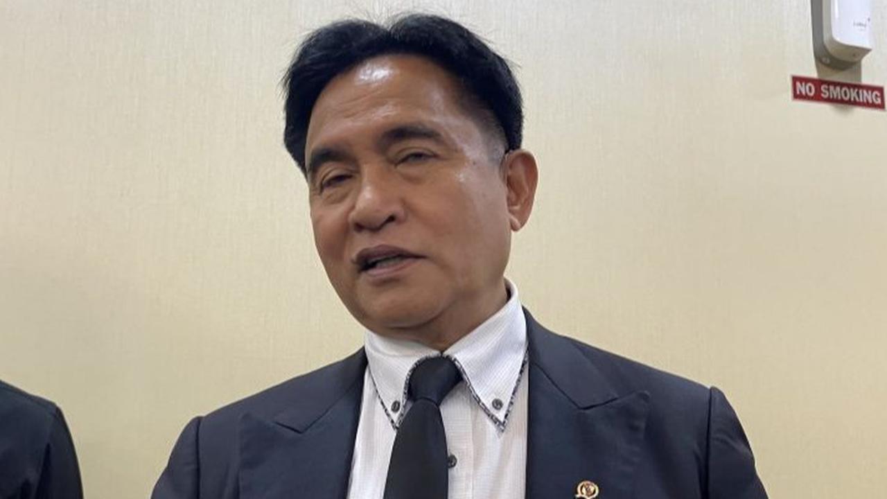 VIDEO: Kritik Menohok Menko Yusril Untuk Artis-Influencer di DPR "Tak Paham Masalah Rakyat & Bangsa"