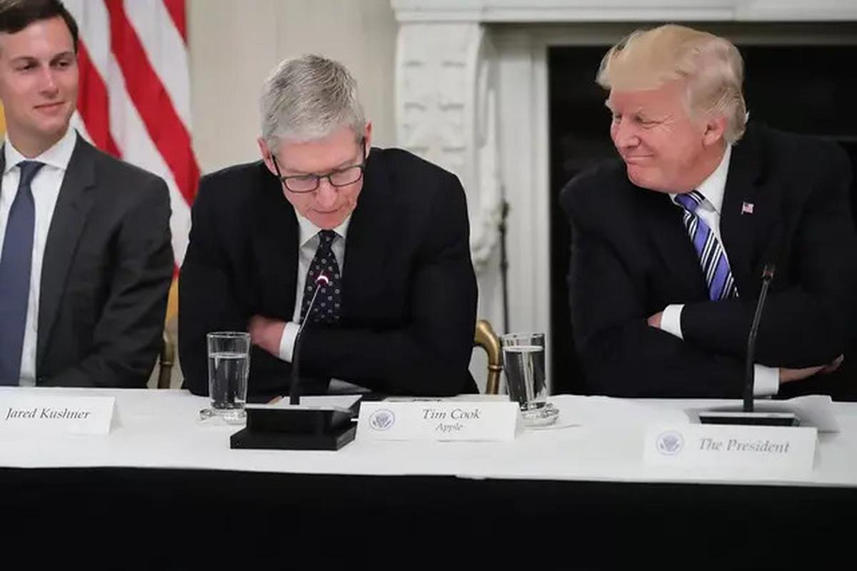 Imbas Tarif Trump, Harga iPhone Buatan Amerika Bisa Tembus Rp 58 Juta