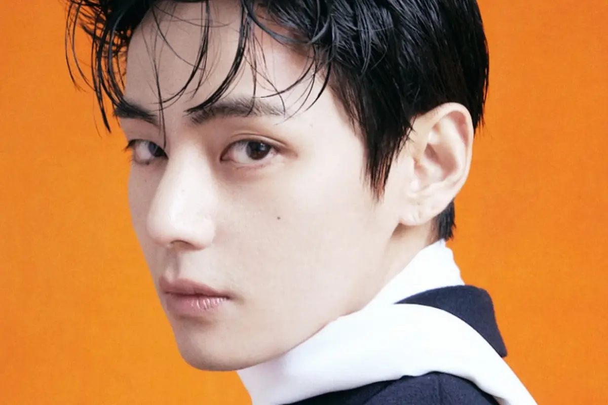 Facial Harmony 2.0 untuk membuat wajah Proporsional seperti V BTS. [@thv]