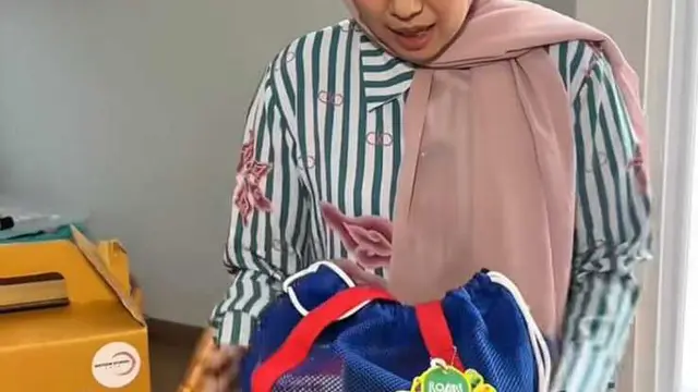 Mengintip Isi Hampers Ulang Tahun Rayyanza