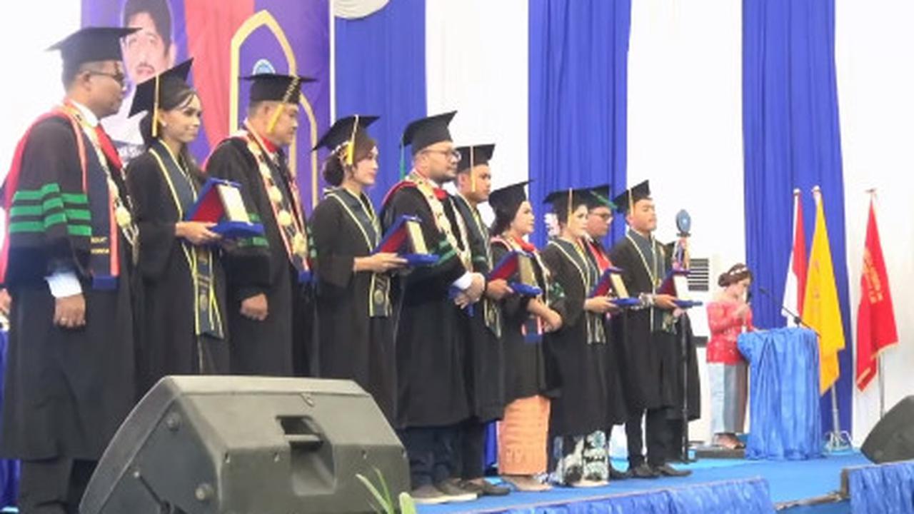 Dalam unggahannya, Septiana menyebut jika kesempatan tersebut ialah momen emas yang tak akan pernah terlupakan baginya.