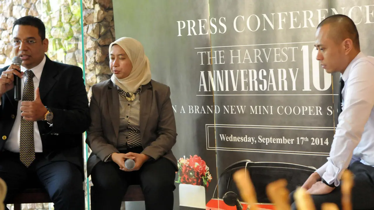 10 years The Harvest 0914 1