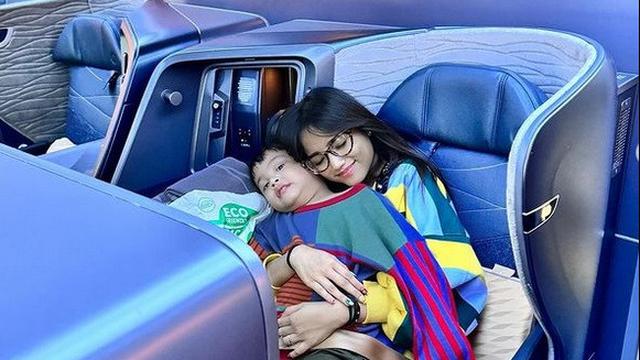 Momen Fuji Ajak Gala ke Turki (Sumber: Instagram/galaasky)