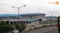 Terminal yang dibangun pada tahun 2010 itu memakan biaya sebesar  Rp 448.642.675.842. Rencananya terminal Pulo Gebang akan efektif beroperasi pada tahun 2015 (Liputan6.com/Panji Diksana).