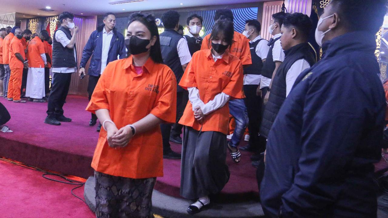 FOTO: Operasi Wira Waspada: 196 WNA Diamankan, Banyak Gunakan Izin Tinggal dan Investor Fiktif