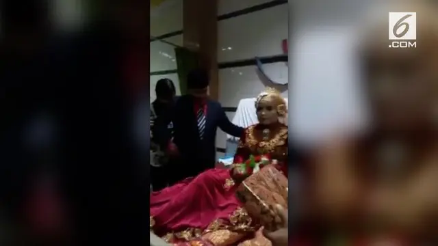 Jika biasanya pernikahan digelar di sebuah gedung, beda halnya dengan pasangan yang satu ini. Keduanya melangsungkan pernikahan di rumah sakit karena sang wanita mengalami lumpuh di bagian kaki.