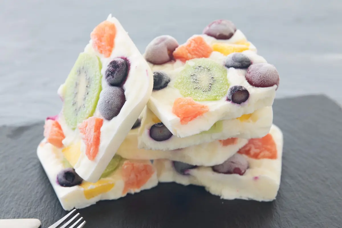 fruit yogurt bark