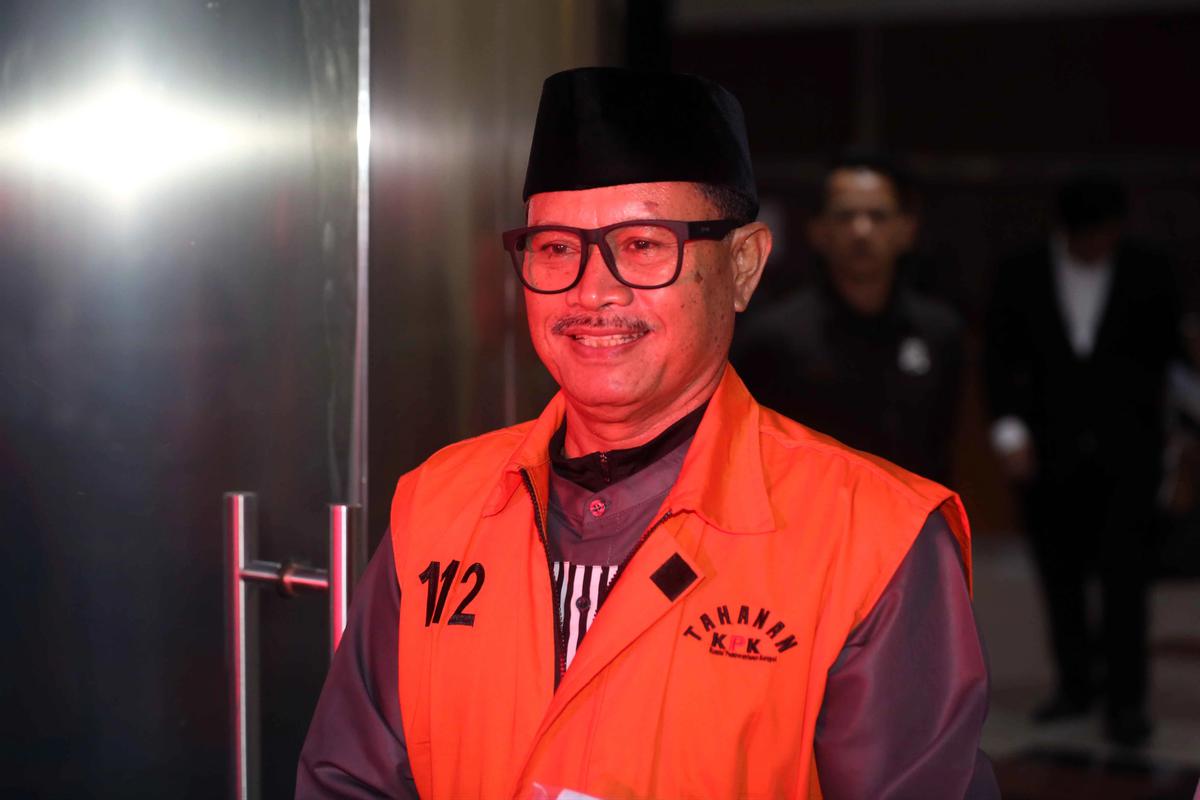 FOTO: KPK Dalami Kasus Korupsi yang Menjerat Walikota Madiun Nonaktif Maidi