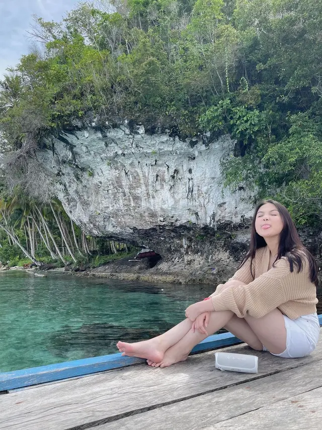 7 Momen Seru Aisyah Aqilah Syuting Sambil Liburan di Papua