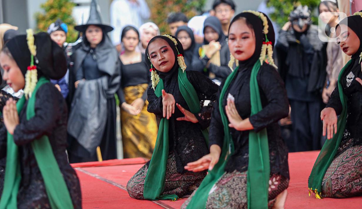 Kegiatan tersebut digelar bertepatan dengan Hari Pendidikan Nasional yang diperingati pada tanggal 2 Mei setiap tahunnya. (Liputan6.com/Angga Yuniar)