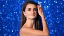 Rambut Penelope Cruz dibiarkan tergerai dengan make up minimalis saat menghadiri pemutaran film Zoolander 2 di London, Kamis (4/2/2016). (REUTERS/Dylan Martinez)