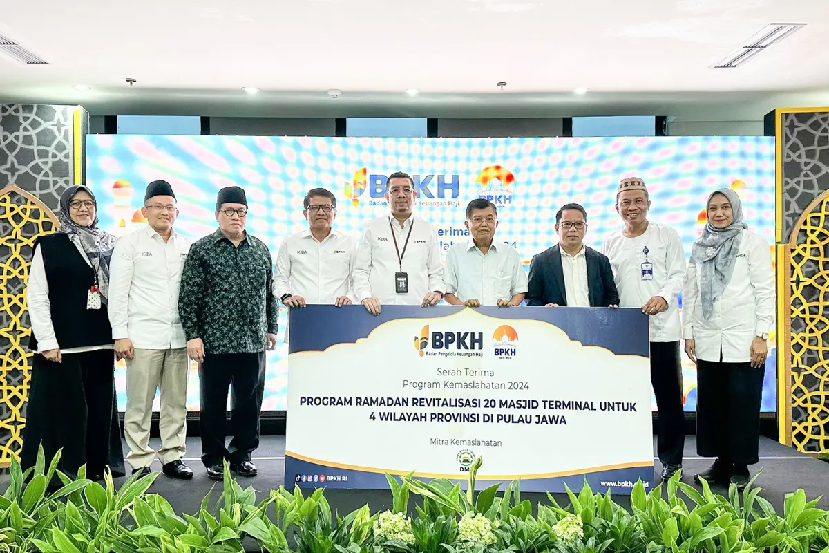 Badan Pengelola Keuangan Haji (BPKH) bersama Mitra Kemaslahatan Dewan Masjid Indonesia (DMI) melakukan revitalisasi terhadap 20 masjid dan mushollah yang terdapat di terminal di empat wilayah Provinsi Pulau Jawa (Istimewa)