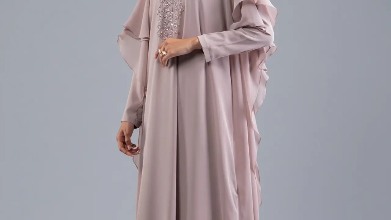Kaftan Pesta Muslimah Ruffle Modern