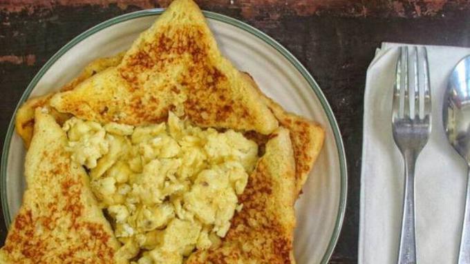 Resep Sarapan Praktis, French Toast dan Scramble Egg 