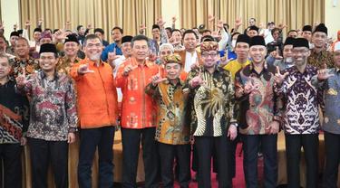 PKS melakukan silaturahmi kebangsaan bersama tokoh se-Lampung yang terdiri tokoh adat dan budaya, tokoh lintas agama, akademisi, lintas profesi, lintas parpol dan ormas.