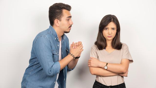 Ilustrasi minta maaf, menyesal