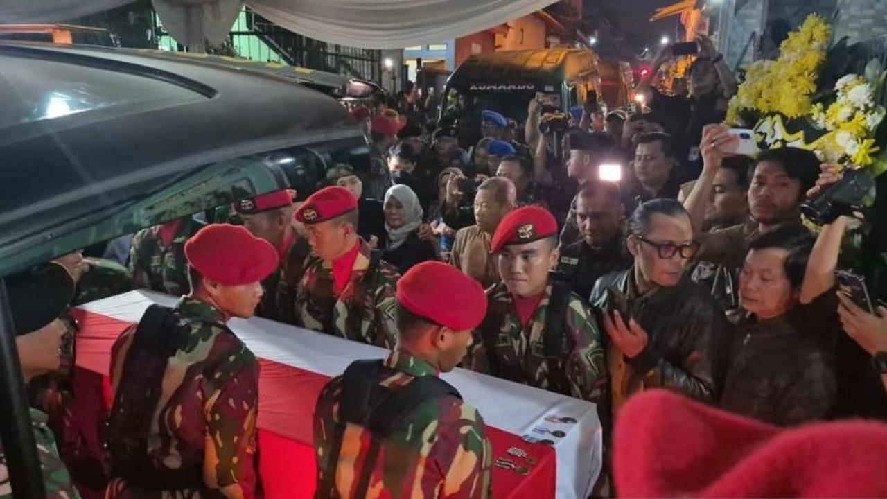 Jenazah Mayor Zulmi Aditya Tiba di Cimahi, Keluarga Ungkap Penantian Penuh Haru