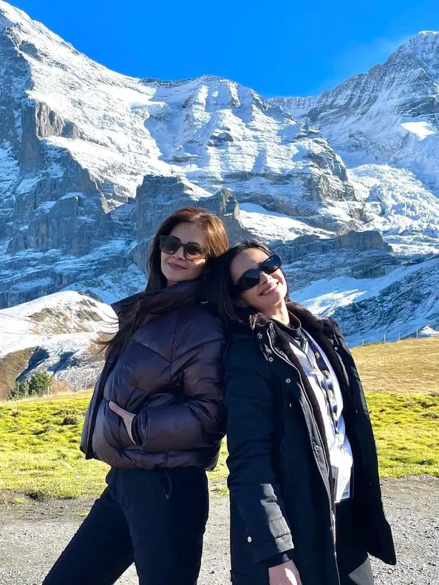 Cut Tari dan Ersa Mayori liburan (Instagram/cuttaryofficial)