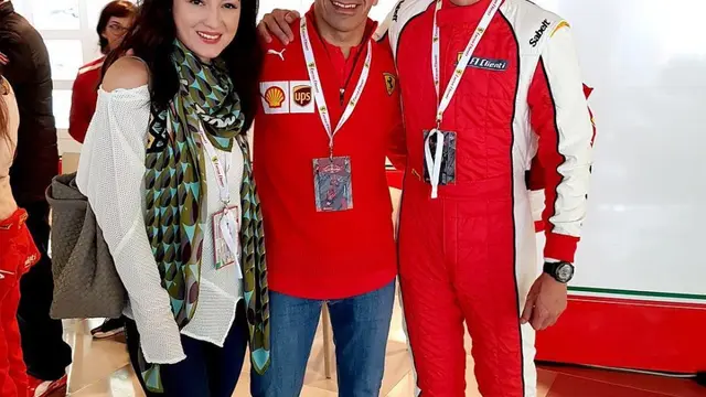 David Tjiptobiantoro dan Julie Estelle